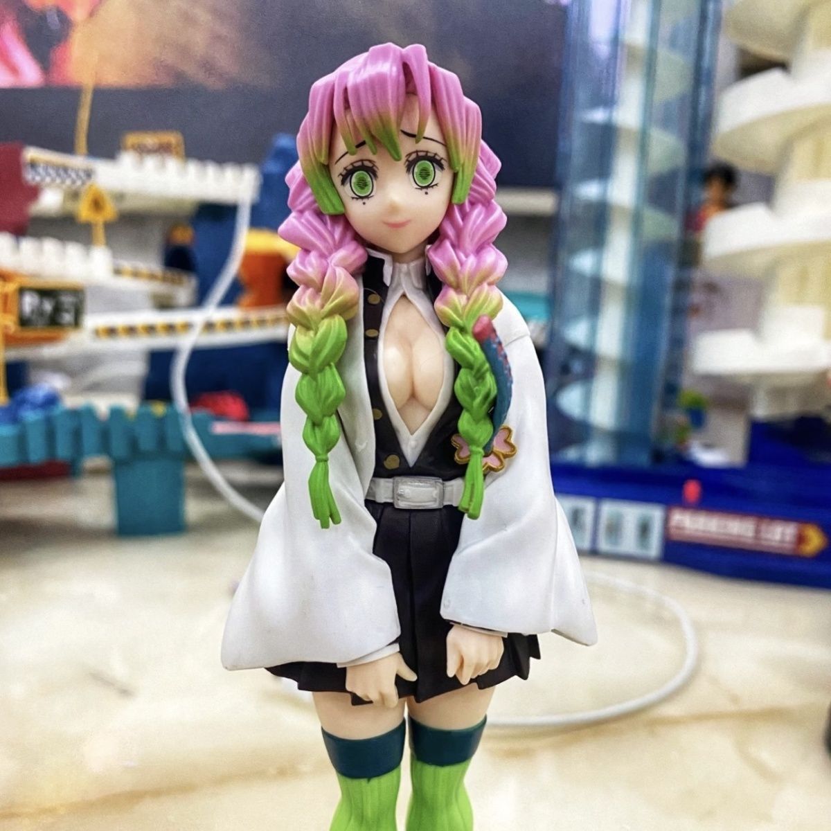 Figurine Demon Slayer Mitsuri  - Cosplay Prop Display avis et prix